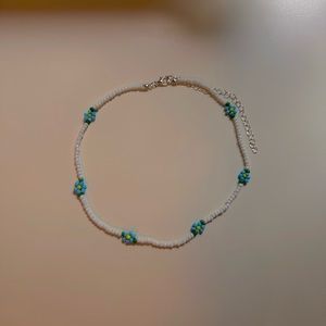Beaded Flower Choker Necklace